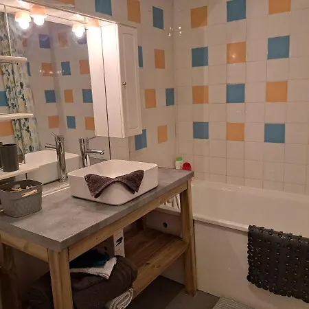 Joli T3 Avec Exterieur Proche Du Centre Et Des Remparts Apartment