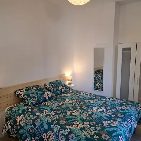 Joli T3 Avec Exterieur Proche Du Centre Et Des Remparts Apartment